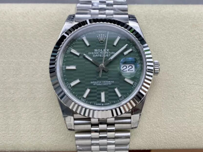 AAA Replica Rolex Datejust M126334-0030 41MM VS Factory Green Dial Mens Watch | aaareplicawatches.is