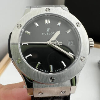 AAA Replica Hublot Classic Fusion 33MM Quartz HB Factory Black Dial Woman Watch | aaareplicawatches.is